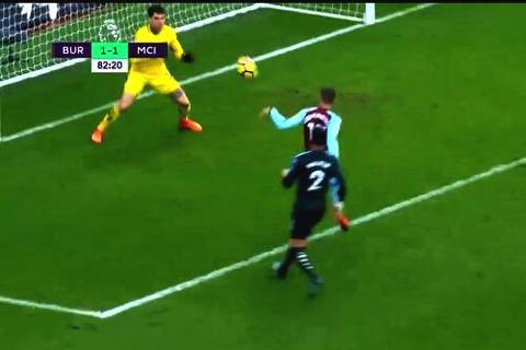  斯佩齐亚替补奇兵，终场前破门扳平比分